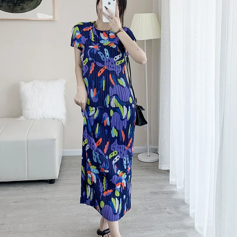 Miyake Pleated Short Sleeves Printed Short Women's Wear Suit for Women 2022 New Fashion Elegant Wear Summer Two-Piece Suit Women
Miyake Pleated Short Sleeves Printed Short Women's Wear Suit for Women 2022 New Fashion Elegant Wear Summer Two-Piece Suit Women