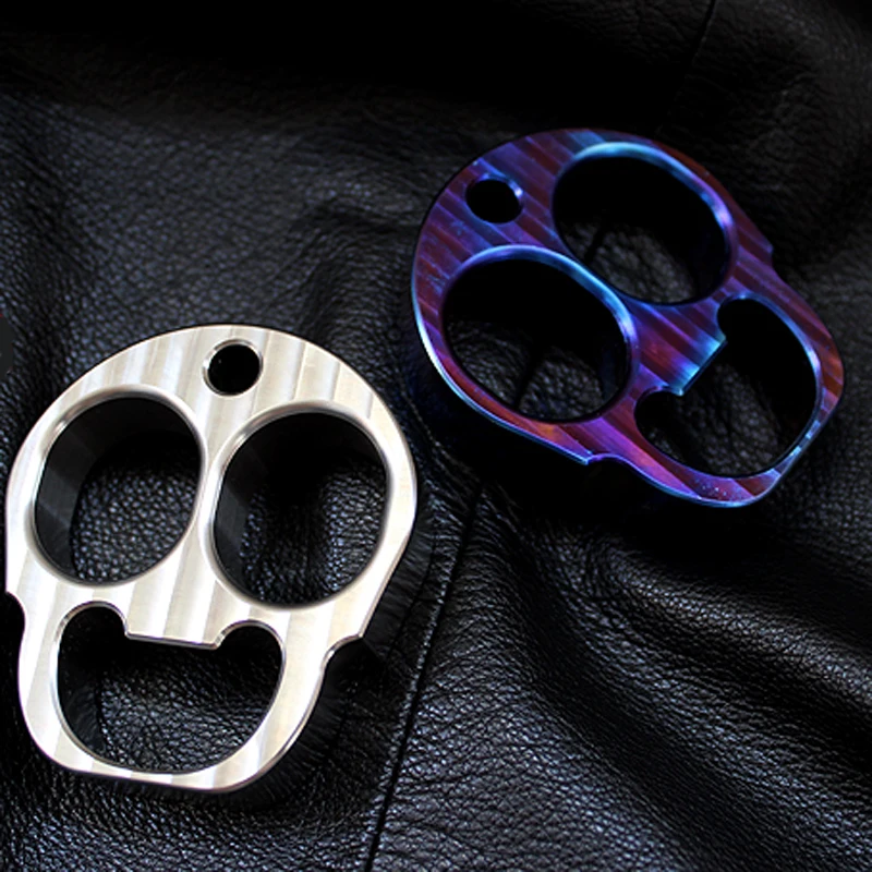 Titanium Alloy Skull EDC Survival Camping Hiking Outdoor Opener Holder Finger Ring Multifunction Pocket Portable EDC Tools
Titanium Alloy Skull EDC Survival Camping Hiking Outdoor Opener Holder Finger Ring Multifunction Pocket Portable EDC Tools