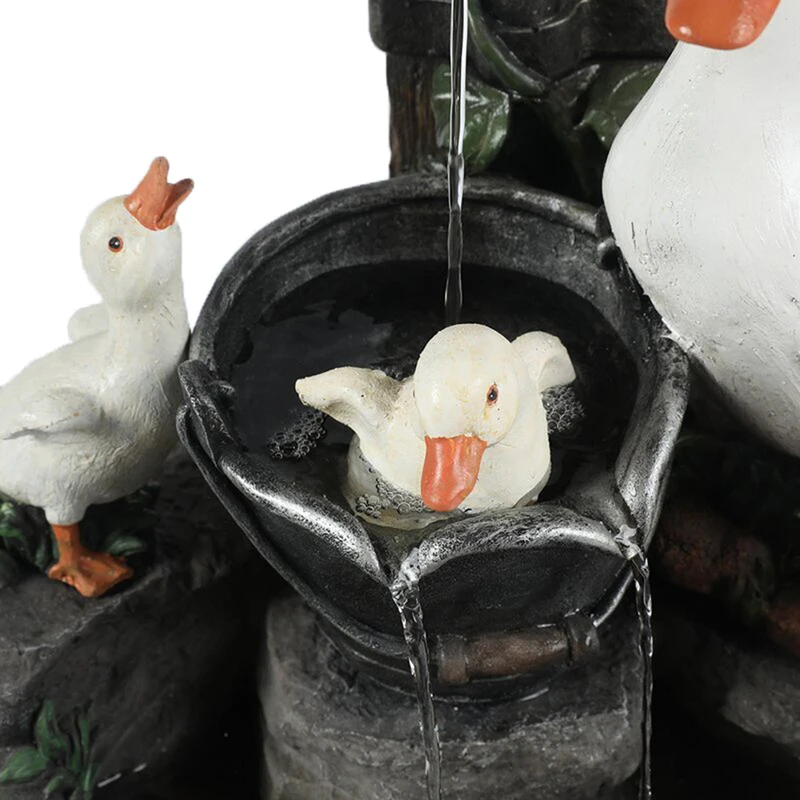 

1PC Duck Solar Power Squirrel Resin Patio Fountain Garden Design With Led Light Outdoor Simulation Ornaments Home Decoration
