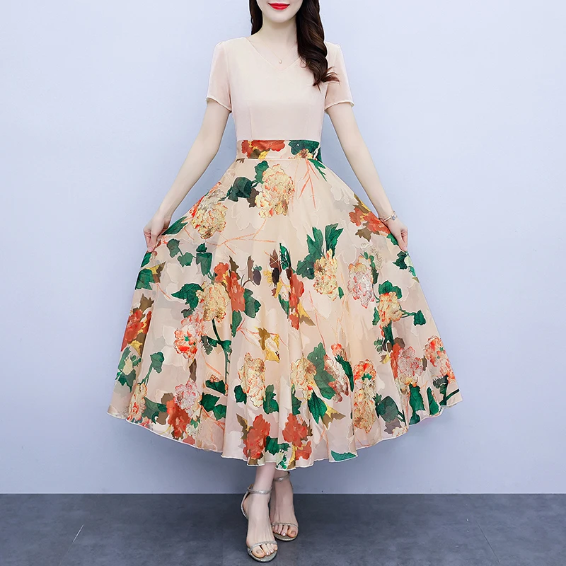 Bohemian Female Temperament Chiffon Splicing Dress Summer V-neck Crushed Flower Fashion Seaside Vacation Casual Beach Dress
Bohemian Female Temperament Chiffon Splicing Dress Summer V-neck Crushed Flower Fashion Seaside Vacation Casual Beach Dress