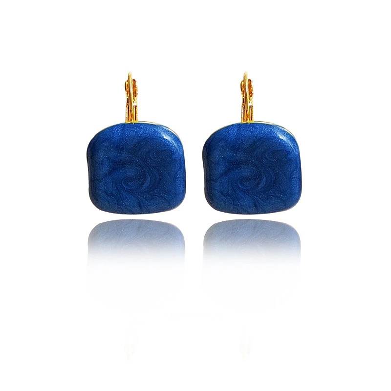 Internet Celebrity Klein Blue Dripping Oil Women's Earrings Simple Geometric Ear Buckle Female Ins Wind Fashion Ear Accessories
Internet Celebrity Klein Blue Dripping Oil Women's Earrings Simple Geometric Ear Buckle Female Ins Wind Fashion Ear Accessories