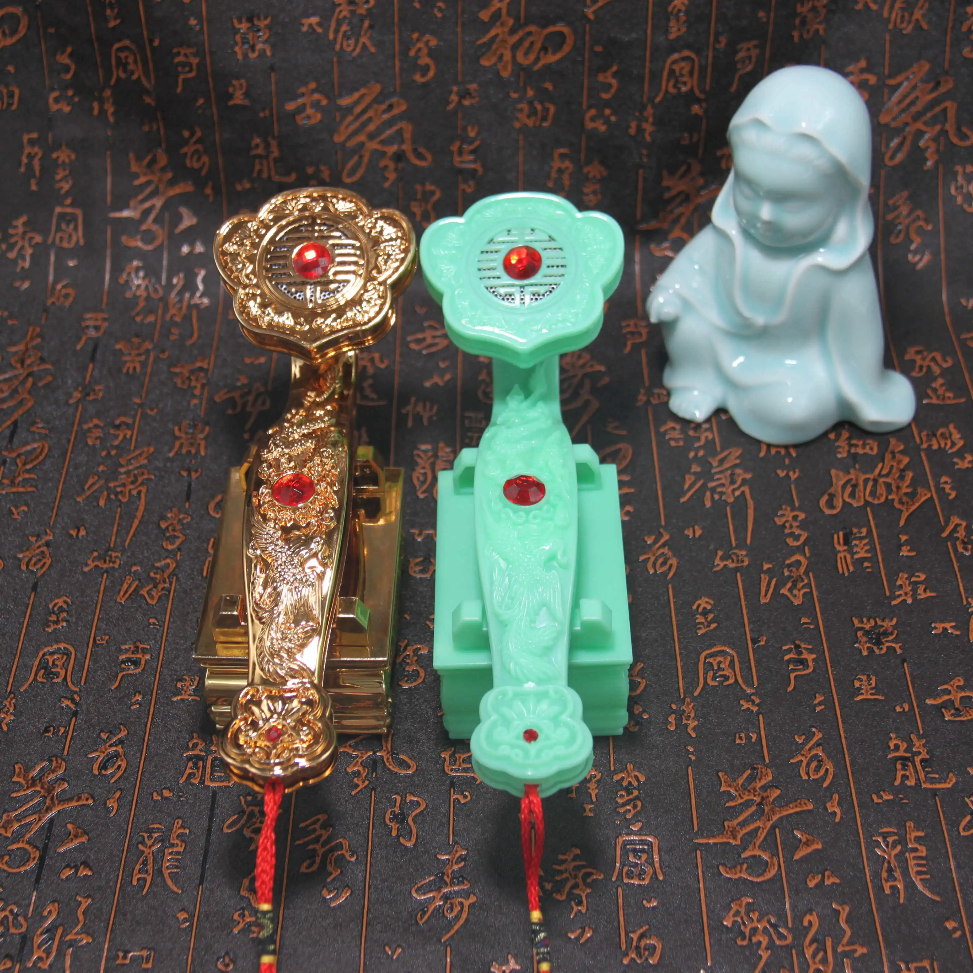 Prajna Player, Charging Opera Machine, Music Singing Machine Ornaments, High-definition Sound Quality SD Card Can Be Inserted
Prajna Player, Charging Opera Machine, Music Singing Machine Ornaments, High-definition Sound Quality SD Card Can Be Inserted