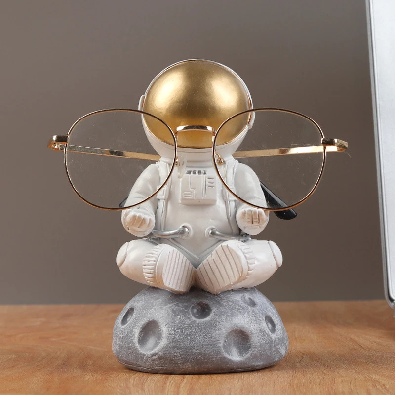 Astronaut Glasses Holder Resin Eyeglasses Display Stand Craft Funny Desktop Ornament Kids Toys Gift Creative Table Decor
Astronaut Glasses Holder Resin Eyeglasses Display Stand Craft Funny Desktop Ornament Kids Toys Gift Creative Table Decor