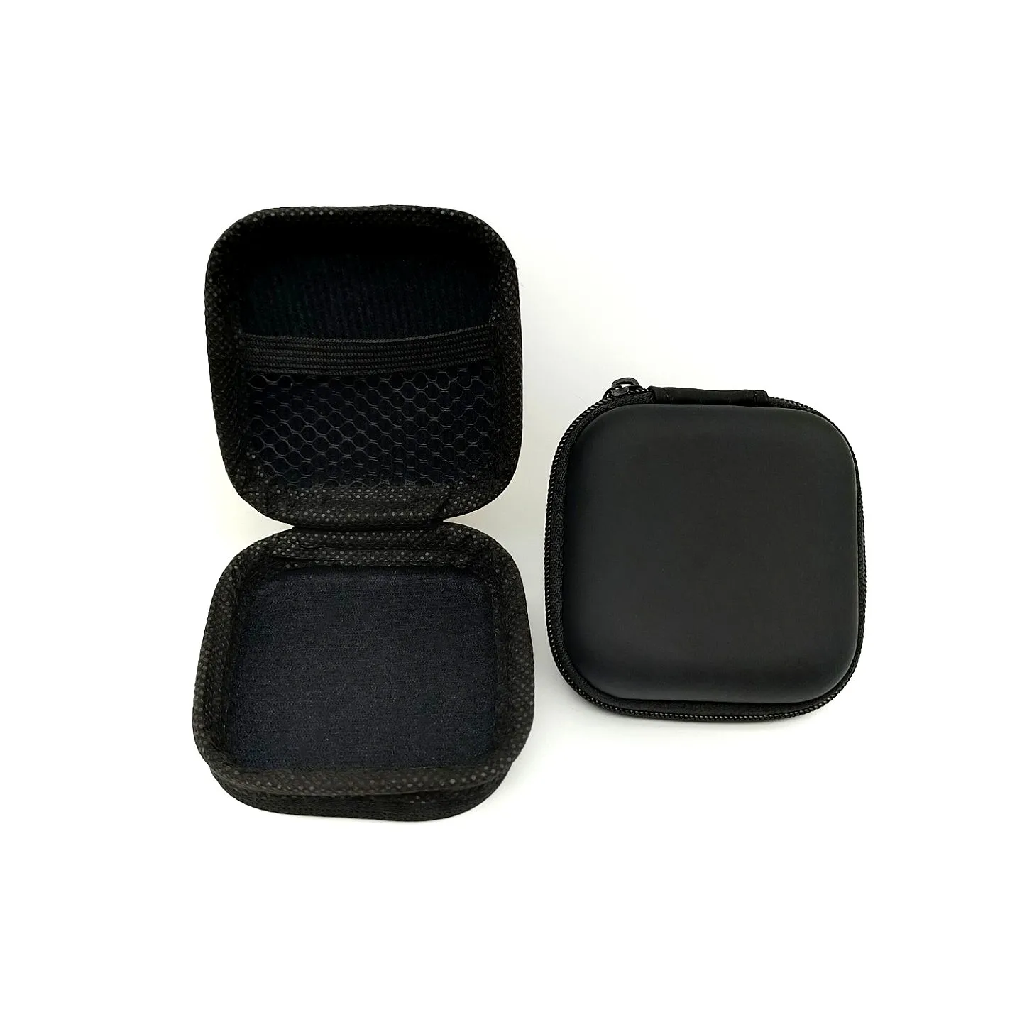 Складной чехол для зарядных устройств
Складной чехол для зарядных устройств