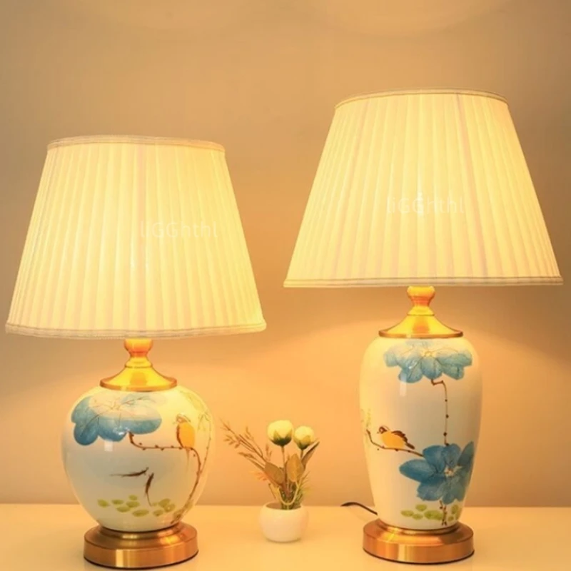 Modern Ceramic Table Lamp LED Chinese Simple Creative Lotus Leaf Pattern Desk Light For Home Living Room Bedroom
Modern Ceramic Table Lamp LED Chinese Simple Creative Lotus Leaf Pattern Desk Light For Home Living Room Bedroom