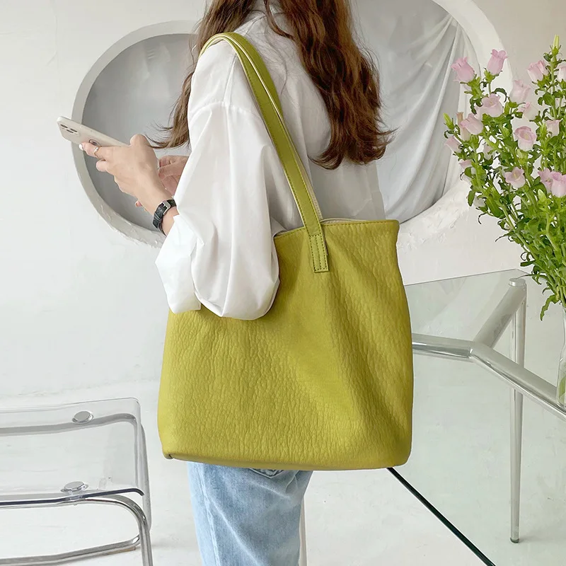 Butter Fruit Green Tote Bags for Women 2023 New Fashion Large Capacity Soft Leather One Shoulder Crossbody Bag
Butter Fruit Green Tote Bags for Women 2023 New Fashion Large Capacity Soft Leather One Shoulder Crossbody Bag