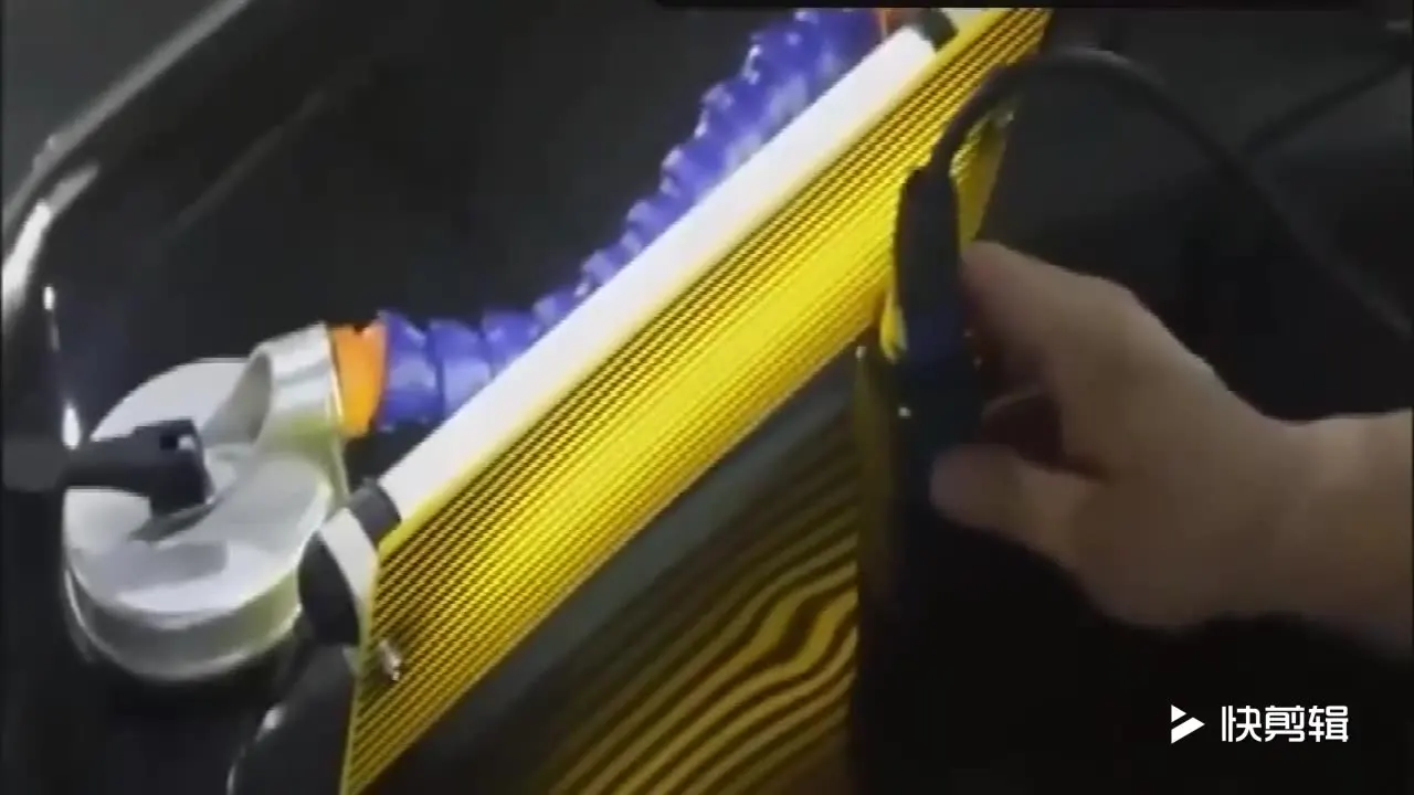 Wholesale free-painting car body electromagnetic induction dent repair machine paint free dent repair
Wholesale free-painting car body electromagnetic induction dent repair machine paint free dent repair