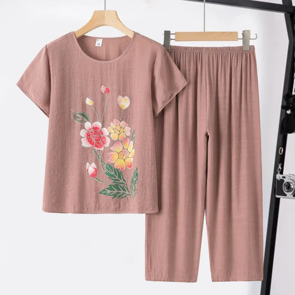Middle-aged Mother's Embroidered Flower Print Set Casual Tops Pants with O-neck Short Sleeves Wide Legs for Daily Outfit
Middle-aged Mother's Embroidered Flower Print Set Casual Tops Pants with O-neck Short Sleeves Wide Legs for Daily Outfit
