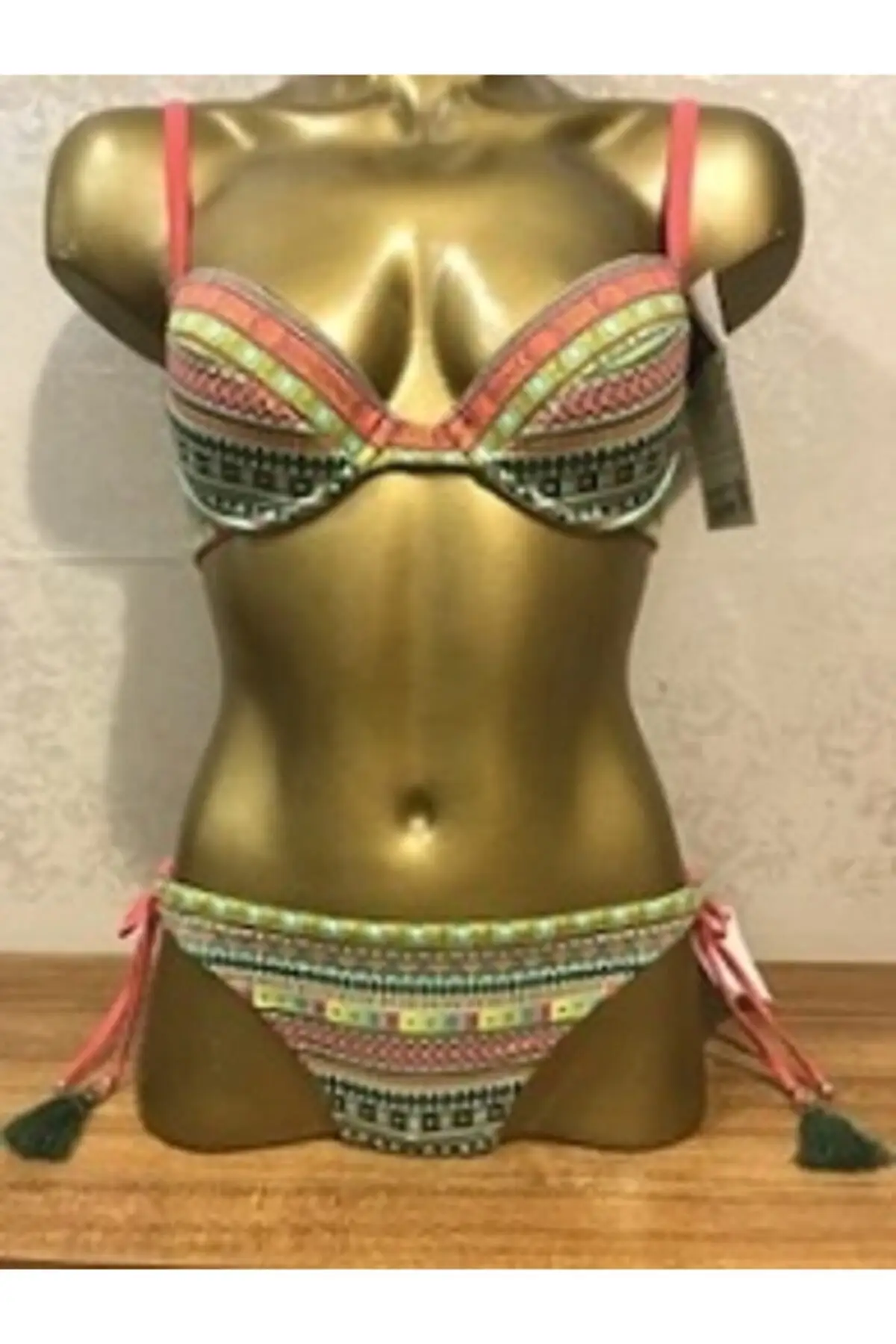 Women's Bikini Top Swimwear Lady Swimsuit Sexy Bikini 2022 New Push Up Bikini Set Suit Suit Women Beachwear Biquini
Women's Bikini Top Swimwear Lady Swimsuit Sexy Bikini 2022 New Push Up Bikini Set Suit Suit Women Beachwear Biquini