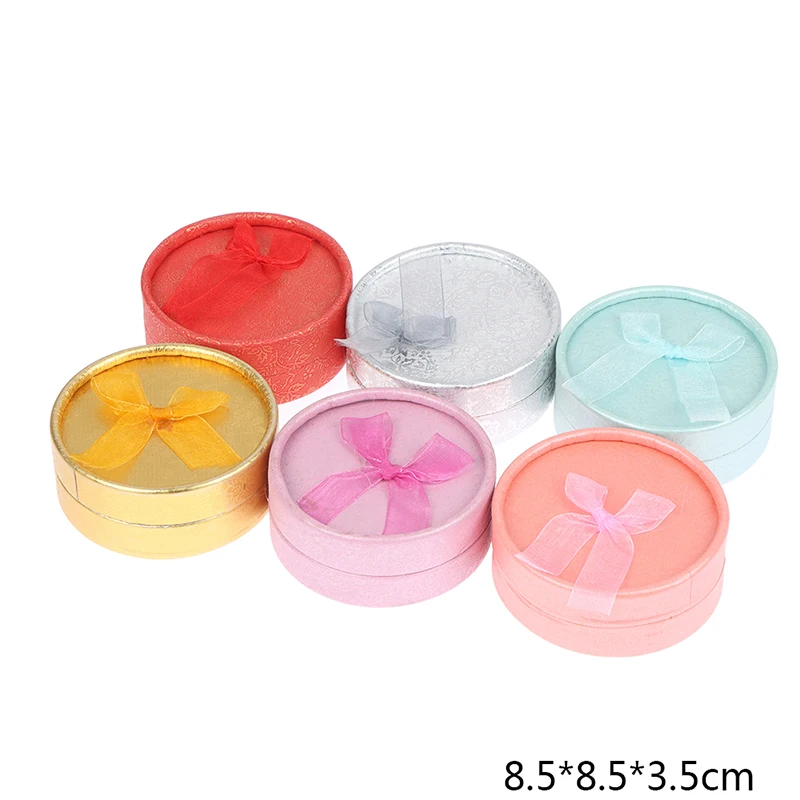 Round Cardboard Ring Bracelet Boxes 8.5cm for Jewelry Gift Packaging Display Коробка для ювелирных изделий
Round Cardboard Ring Bracelet Boxes 8.5cm for Jewelry Gift Packaging Display Коробка для ювелирных изделий