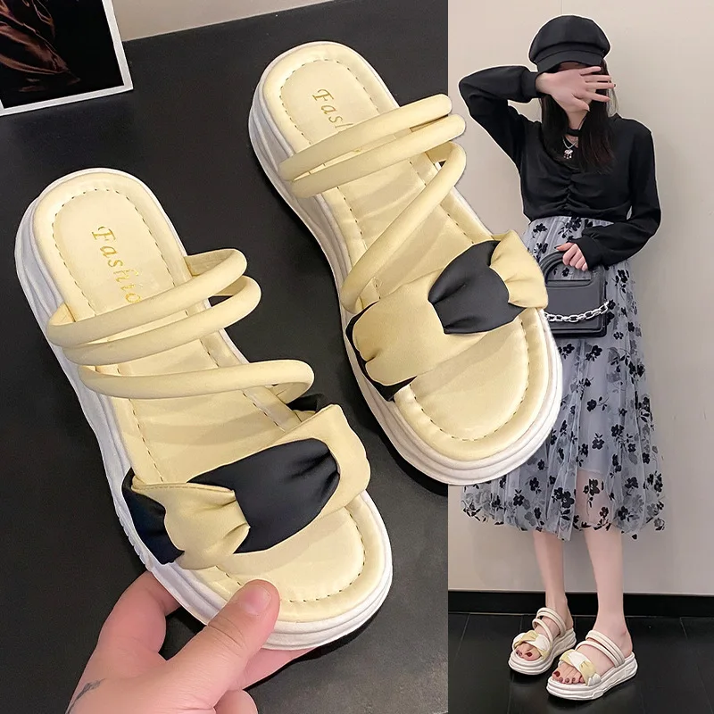 Slippers Women Summer Low Shoes Pantofle Loafers Luxury Slides Gingham Platform 2023 Designer Rubber Hoof Heels Fashion Floral P
Slippers Women Summer Low Shoes Pantofle Loafers Luxury Slides Gingham Platform 2023 Designer Rubber Hoof Heels Fashion Floral P