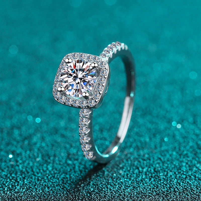 Brand new D color 1CT Moosanstone Wedding Ring S925 Silver Eternal Ring Engagement ring for women's high jewelry gifts 
Brand new D color 1CT Moosanstone Wedding Ring S925 Silver Eternal Ring Engagement ring for women's high jewelry gifts