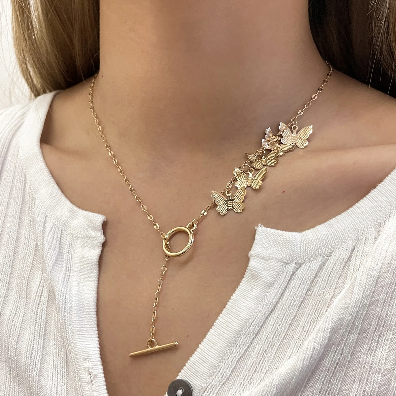 Aprilwell Vintage Gold Plated Butterfly Pendant Necklace for Women Boho OT Buckle Asymmetrical Choker Chain Jewelry Couple Gifts
Aprilwell Vintage Gold Plated Butterfly Pendant Necklace for Women Boho OT Buckle Asymmetrical Choker Chain Jewelry Couple Gifts