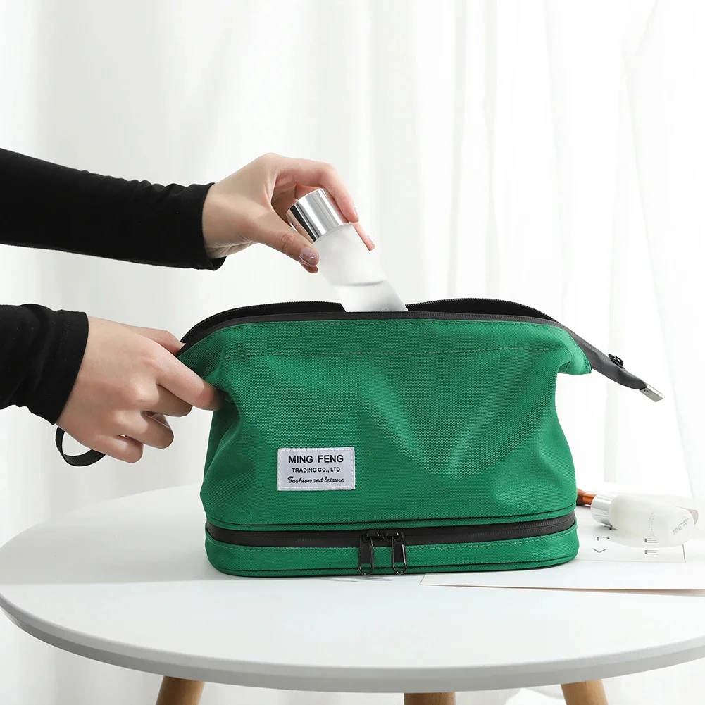 Дорожная водонепроницаемая сумка для туалетных принадлежностей для мужчин и женщин, вместительная двухслойная Мочалка для Хранения Туалетных принадлежностей и туалетных принадлежностей 
Дорожная водонепроницаемая сумка для туалетных принадлежностей для мужчин и женщин, вместительная двухслойная Мочалка для Хранения Туалетных принадлежностей и туалетных принадлежностей