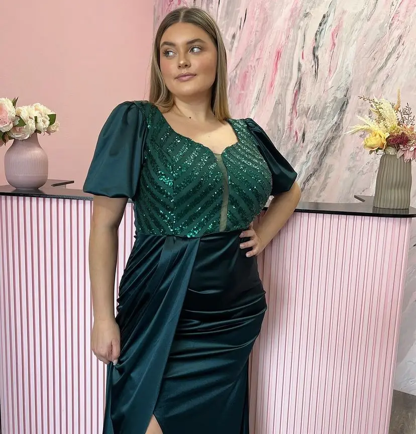 Green Gowns For Wome Elegant Mermaid Evening Dresses Beadings Ankle Length Side Slit Square Neckline Formal Prom Dress
Green Gowns For Wome Elegant Mermaid Evening Dresses Beadings Ankle Length Side Slit Square Neckline Formal Prom Dress