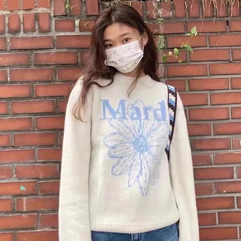 2023 spring new women clothing letter printing pattern round neck pullover sweater Korean style sweater loose soft long sleeves
2023 spring new women clothing letter printing pattern round neck pullover sweater Korean style sweater loose soft long sleeves