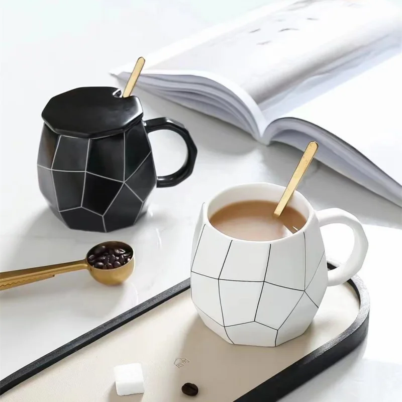 Ceramic Coffee Mug Creativity Irregular Abstract Geometry Shape Black and White Line Mug Simple Nordic Style Mug Drinkware
Ceramic Coffee Mug Creativity Irregular Abstract Geometry Shape Black and White Line Mug Simple Nordic Style Mug Drinkware
