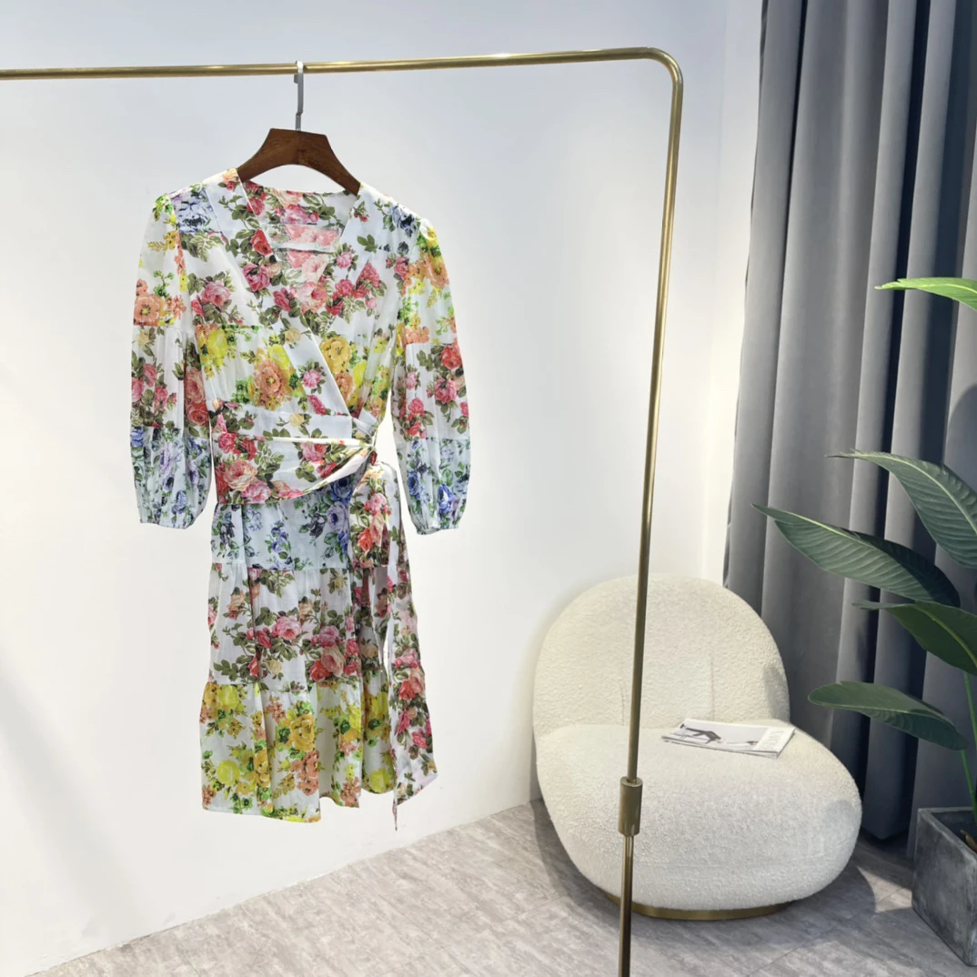 2022 Latest Summer Women Top Quality Linen Comfortable Yellow Red Blue Multiple Floral Print Wrap Frill Ruffle Mini Dresses 
2022 Latest Summer Women Top Quality Linen Comfortable Yellow Red Blue Multiple Floral Print Wrap Frill Ruffle Mini Dresses