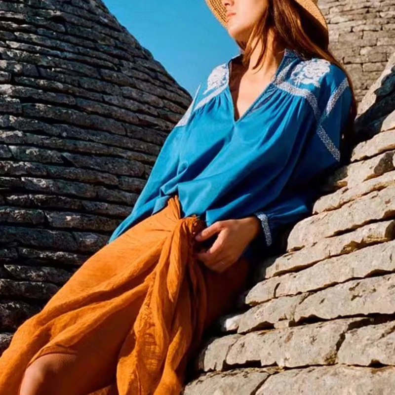 Spring 2022 Women Blue Shirt Long Sleeve Blouse Female V Neck Smock Chic Embroidery Loose Tops BB22341
Spring 2022 Women Blue Shirt Long Sleeve Blouse Female V Neck Smock Chic Embroidery Loose Tops BB22341
