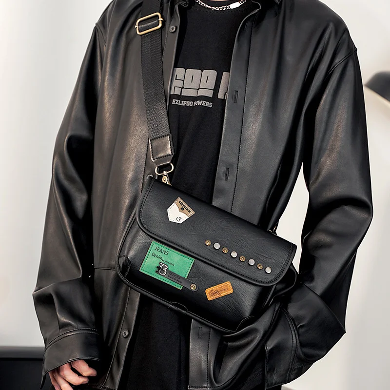 Badge Fashion Rivet Messenger Bags Men Crossbody Luxury Small Flap Handbags Shoulder Male Satchels
Badge Fashion Rivet Messenger Bags Men Crossbody Luxury Small Flap Handbags Shoulder Male Satchels