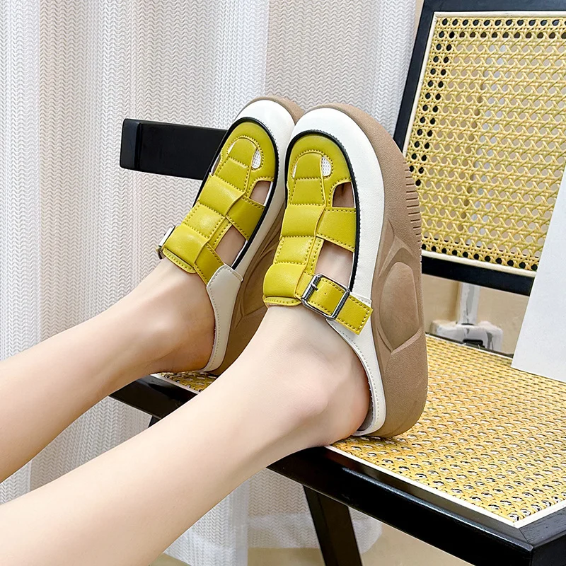 Shoes for Women 2023 New Women's Slippers Korean Fashion Platform Slippers Soft Sole Casual Sport Outdoor Closed Toe Slipper
Shoes for Women 2023 New Women's Slippers Korean Fashion Platform Slippers Soft Sole Casual Sport Outdoor Closed Toe Slipper