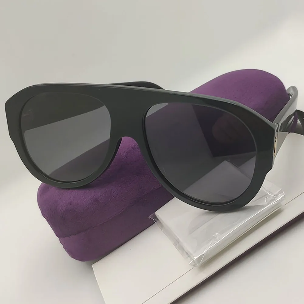 Очки солнцезащитные мужские и женские в стиле ретро, ацетатные большие квадратные солнечные очки в винтажном стиле UV400, черные, модные дизайнерские
Очки солнцезащитные мужские и женские в стиле ретро, ацетатные большие квадратные солнечные очки в винтажном стиле UV400, черные, модные дизайнерские