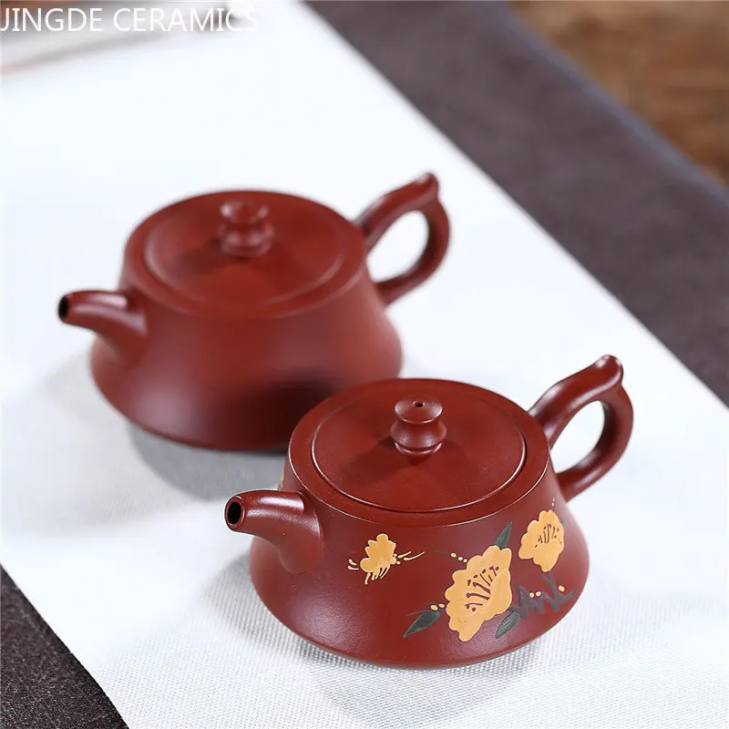 Yixing Dahongpao Purple Clay Tea Pot Handmade Beauty Tea Maker Portable Pu'er Teapot Chinese Zisha Tea Sets Drinkware 150ml
Yixing Dahongpao Purple Clay Tea Pot Handmade Beauty Tea Maker Portable Pu'er Teapot Chinese Zisha Tea Sets Drinkware 150ml