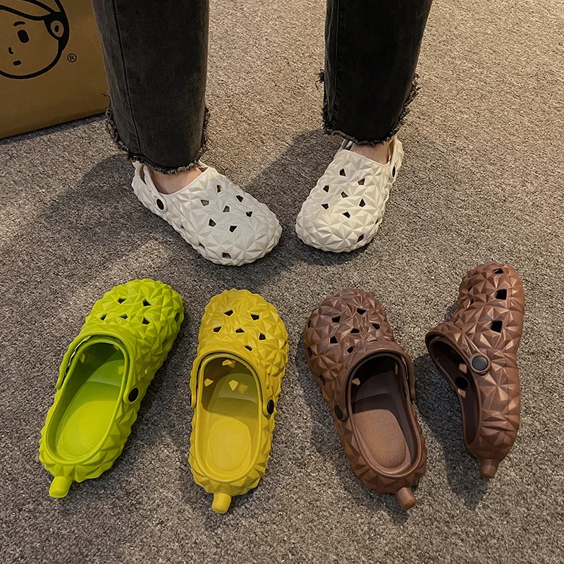2023 Simulation Durian Hole Shoes Women Summer Outdoor Beach Shoes Soft-soled EVA Durian Slippers for Men and Women Sandals
2023 Simulation Durian Hole Shoes Women Summer Outdoor Beach Shoes Soft-soled EVA Durian Slippers for Men and Women Sandals