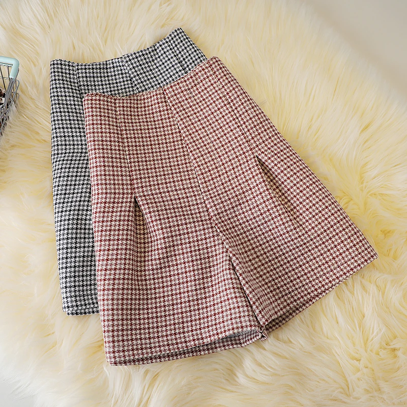 Шорты из тонкой ткани «гусиные лапки», повседневные брюки с завышенной талией, женские летние брюки в новом стиле, корейские широкие брюки, ...
Шорты из тонкой ткани «гусиные лапки», повседневные брюки с завышенной талией, женские летние брюки в новом стиле, корейские широкие брюки, ...