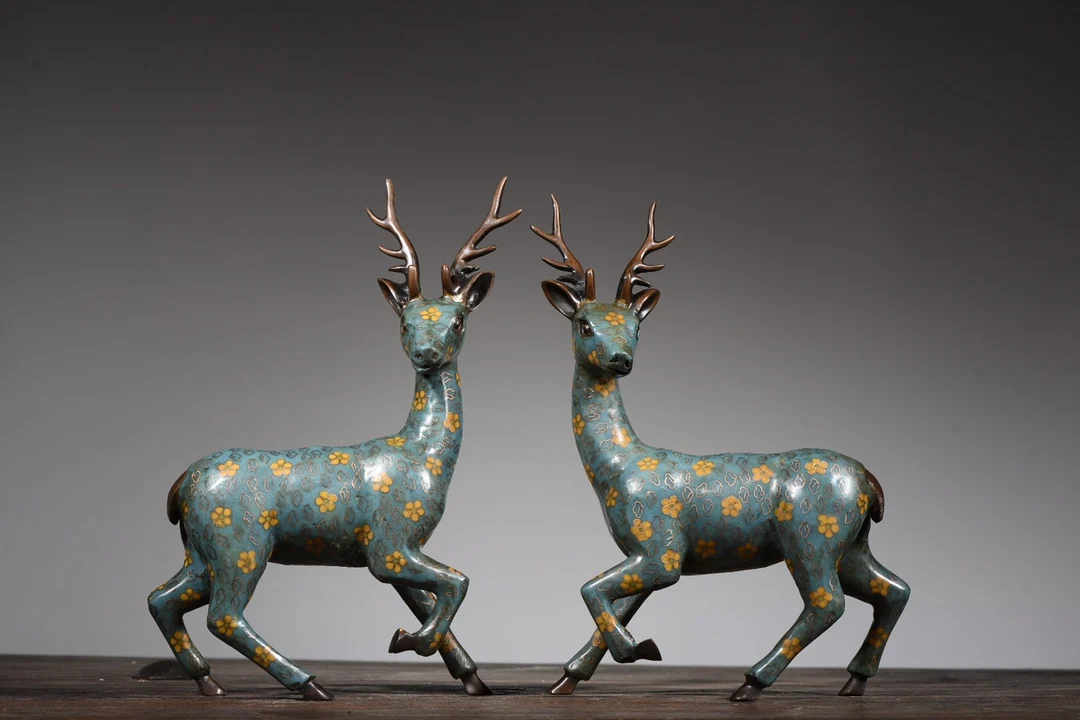 12"Tibetan Temple Collection Old Bronze Cloisonne Enamel blessing deer Sika deer a pair Gather fortune ornament Town House
12"Tibetan Temple Collection Old Bronze Cloisonne Enamel blessing deer Sika deer a pair Gather fortune ornament Town House