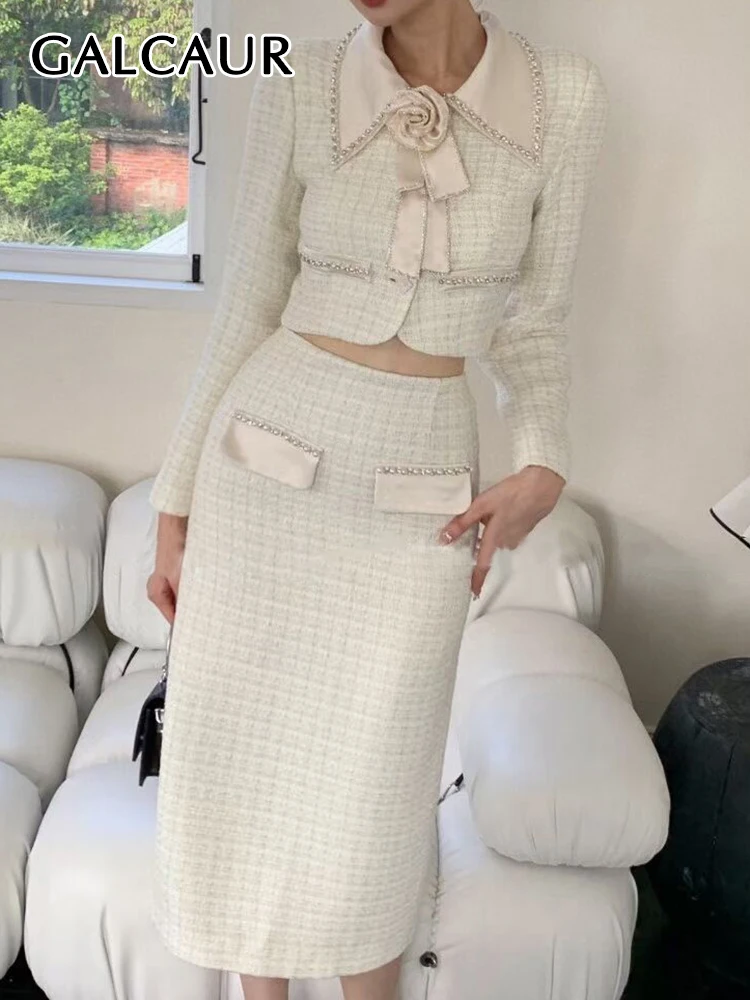 GALCAUR Elegant Two Piece Sets For Women Lapel Long Sleeve Spliced Appliques Top High Waist Midi Skirts Solid Slim Set Female
GALCAUR Elegant Two Piece Sets For Women Lapel Long Sleeve Spliced Appliques Top High Waist Midi Skirts Solid Slim Set Female