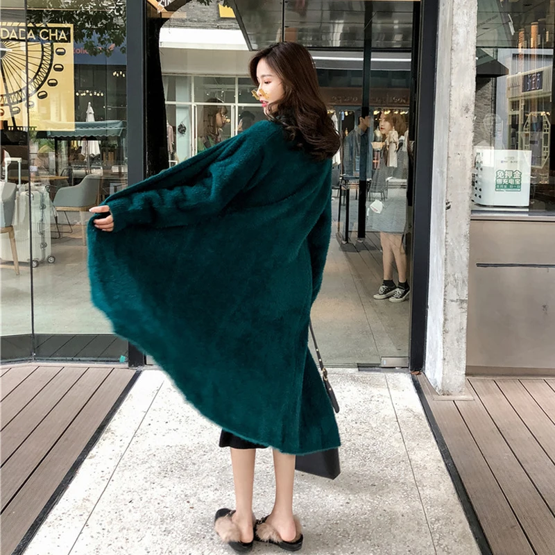Autumn and winter thickened mink coat fashion languid lazy wind long knit overcoat cardigan over the knee women's sweater
Autumn and winter thickened mink coat fashion languid lazy wind long knit overcoat cardigan over the knee women's sweater
