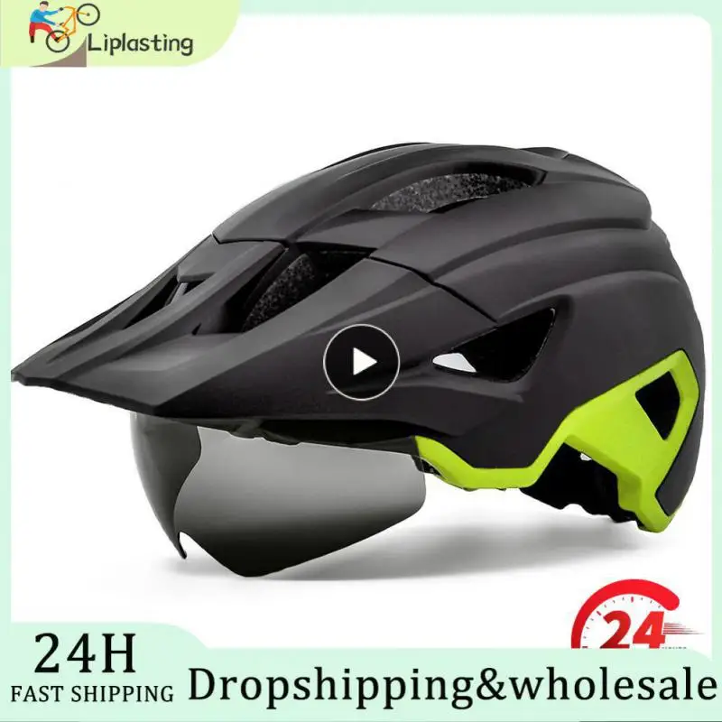 1/2/3PCS Mountain Road Bike Helmet Magnetic Goggles Helmet With Insect Net Removable Lens Visor Motorcycle Helmet Capacete
1/2/3PCS Mountain Road Bike Helmet Magnetic Goggles Helmet With Insect Net Removable Lens Visor Motorcycle Helmet Capacete