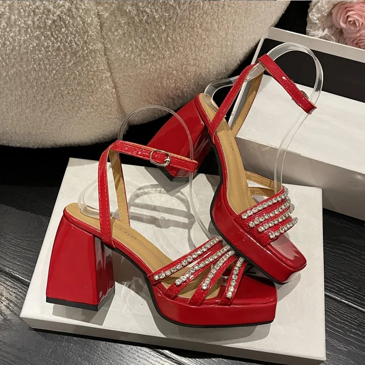 Сандалии женские с квадратным носком, босоножки с кристаллами, высокий квадратный каблук, однотонная обувь на платформе, лето 2022
Сандалии женские с квадратным носком, босоножки с кристаллами, высокий квадратный каблук, однотонная обувь на платформе, лето 2022