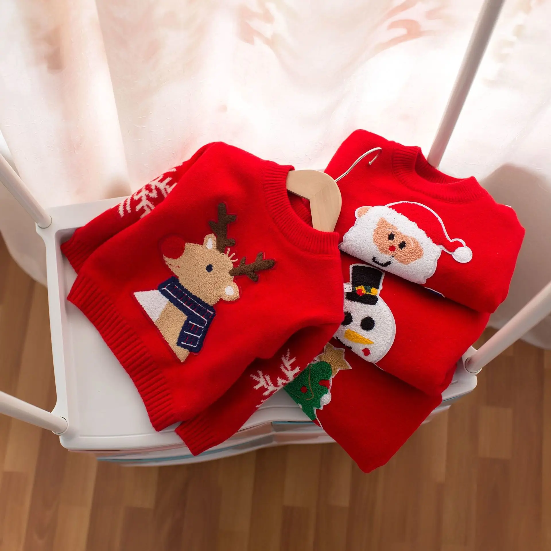 Children Sweater Santa cartoon plush sweater Autumn winter baby boy round neck sweater warm girl new year Kids Warmer Clothes
Children Sweater Santa cartoon plush sweater Autumn winter baby boy round neck sweater warm girl new year Kids Warmer Clothes