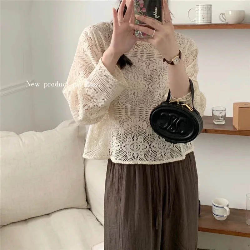 Chic Blouse New Round Neck Knitted Lace Hook Flower Hollowed Out Long Sleeved Flower Pullover Sunscreen Shirt
Chic Blouse New Round Neck Knitted Lace Hook Flower Hollowed Out Long Sleeved Flower Pullover Sunscreen Shirt