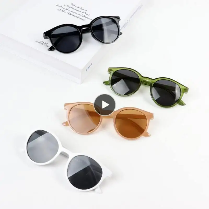 Uv400 Glasses Comfortable And Durable Round Frame Transparent Sunglasses Sunglasses Parent-child Frosted Glasses Uv Protection
Uv400 Glasses Comfortable And Durable Round Frame Transparent Sunglasses Sunglasses Parent-child Frosted Glasses Uv Protection