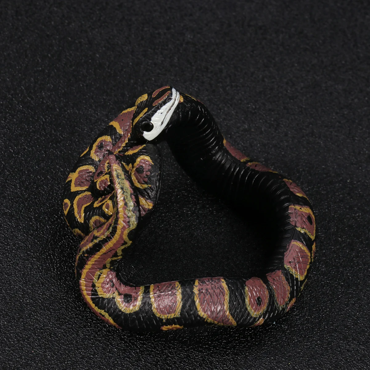 Snake Bracelet Realistic Snake Bracelet Snake Wrist Band Scary Mischievous Toys for Party Supplies Joke
Snake Bracelet Realistic Snake Bracelet Snake Wrist Band Scary Mischievous Toys for Party Supplies Joke