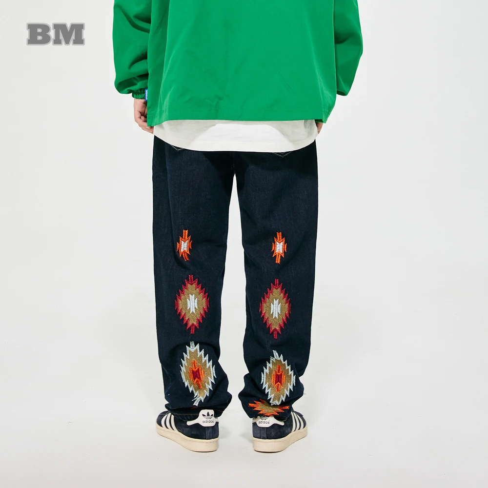 Streetwear Hip Hop High Quality Embroidery Jeans Fashion Casual Skateboard Trousers Denim Straight Cargo Pants Men Clothing
Streetwear Hip Hop High Quality Embroidery Jeans Fashion Casual Skateboard Trousers Denim Straight Cargo Pants Men Clothing