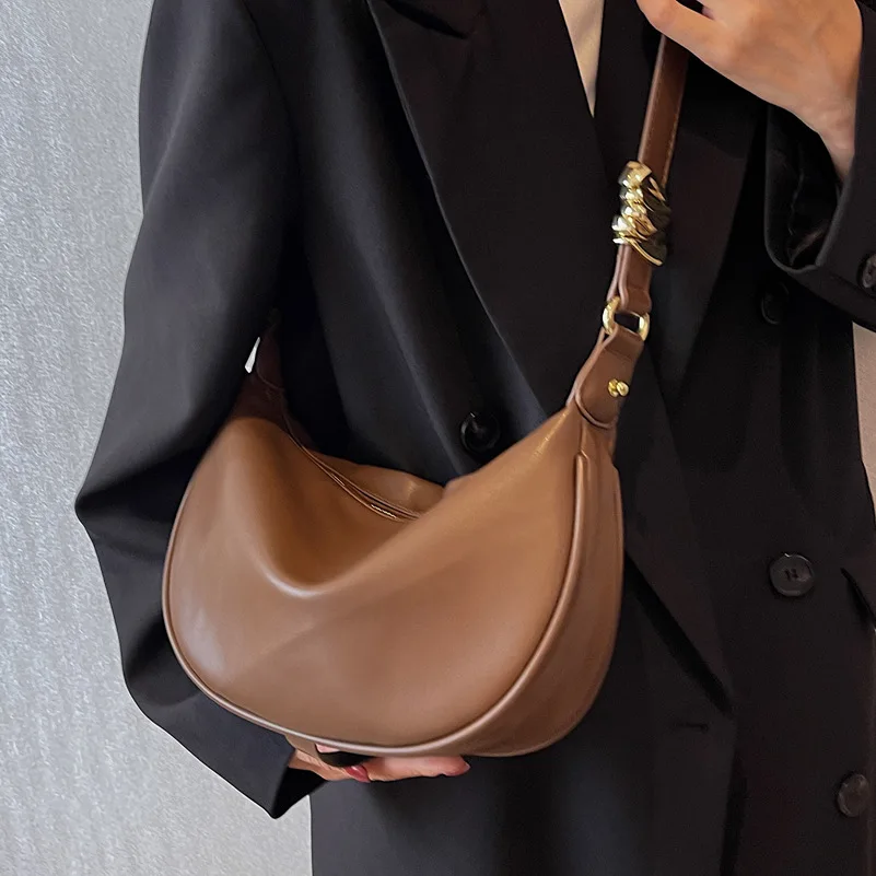 Female Retro Bag 2023 New Women's Shoulder Bag Popular Texture Messenger Bag Pu Leather Waterproof Underarm Dumpling Bag
Female Retro Bag 2023 New Women's Shoulder Bag Popular Texture Messenger Bag Pu Leather Waterproof Underarm Dumpling Bag
