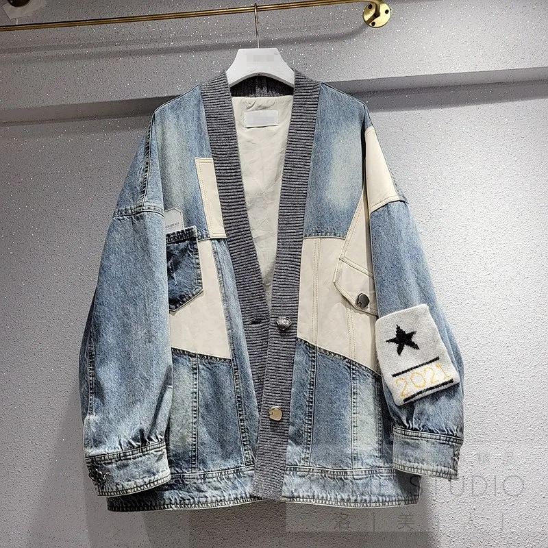 SuperAen 2022 Spring New European Color Contrast Splice Knitted Design V-Neck Loose Slim Denim Coat Women
SuperAen 2022 Spring New European Color Contrast Splice Knitted Design V-Neck Loose Slim Denim Coat Women