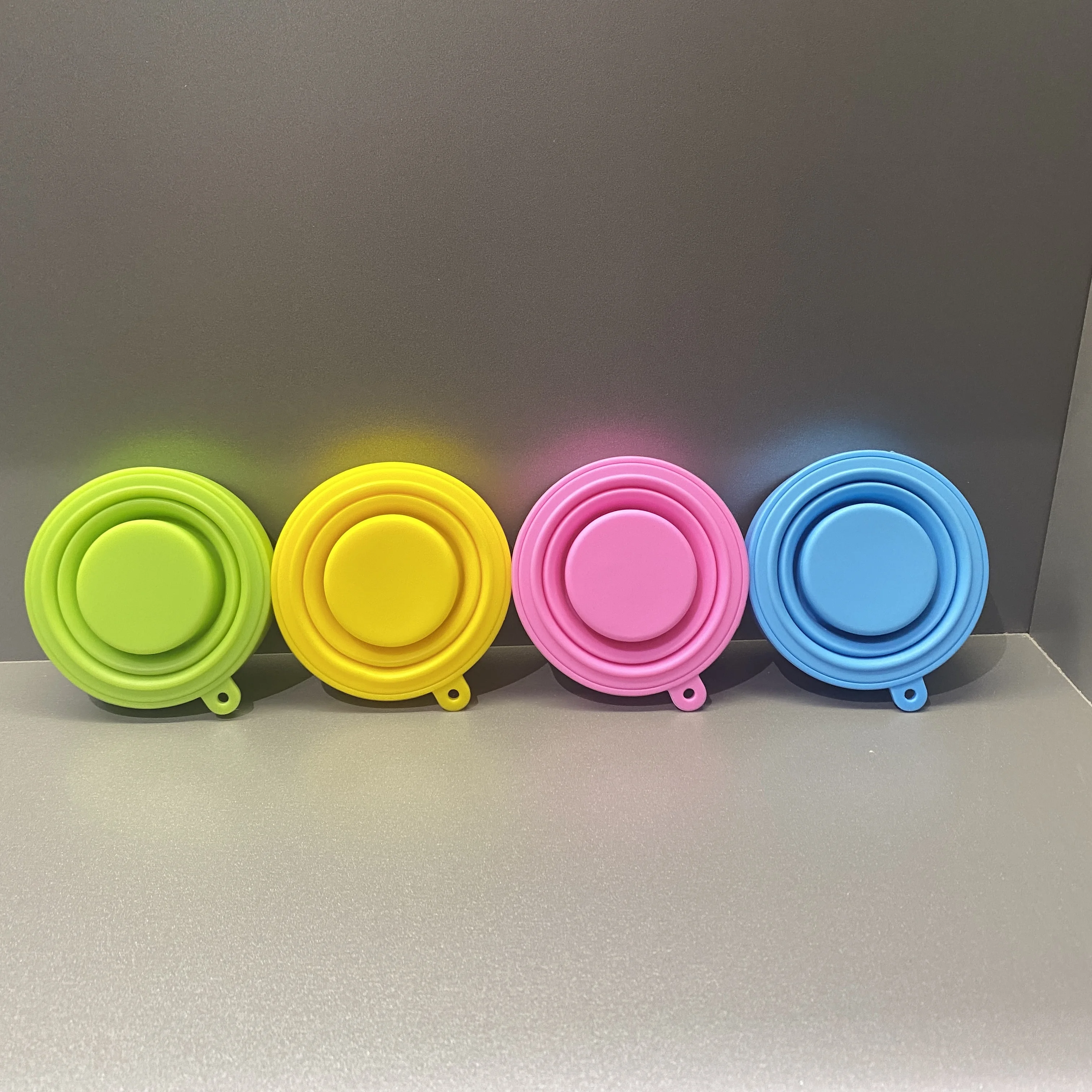 Folding Cups 170ml BPA FREE Food Grade Water Cup Travel Silicone Retractable Coloured Portable Outdoor Coffee Handcup
Folding Cups 170ml BPA FREE Food Grade Water Cup Travel Silicone Retractable Coloured Portable Outdoor Coffee Handcup