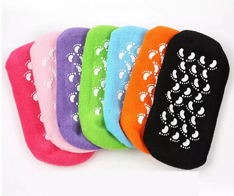 2pc Foot Care Spa Moisturizing Gel Socks Exfoliating Dry Cracked Soft Skin Sock Pedicure Hard Heel skin Protector Repairing
2pc Foot Care Spa Moisturizing Gel Socks Exfoliating Dry Cracked Soft Skin Sock Pedicure Hard Heel skin Protector Repairing