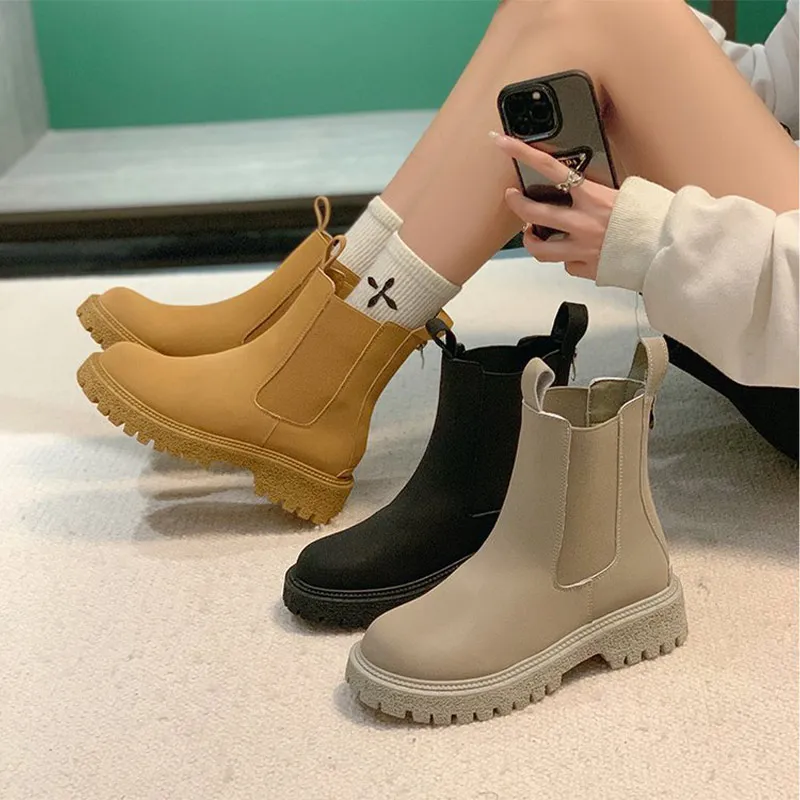 2022 Women Ankle Boots Female Pu Leather Round Toe Knitted Fashion Paltform Shoes Ladies Soild Back Zipper Low Heels Short Boot
2022 Women Ankle Boots Female Pu Leather Round Toe Knitted Fashion Paltform Shoes Ladies Soild Back Zipper Low Heels Short Boot