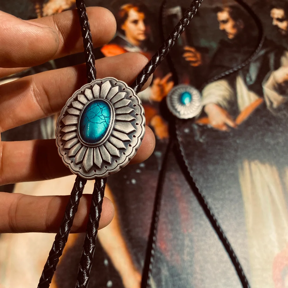 CD75 Vintage Stylish Good Quality American Western Style Leather Rope Alloy Metal Bolo Tie
CD75 Vintage Stylish Good Quality American Western Style Leather Rope Alloy Metal Bolo Tie