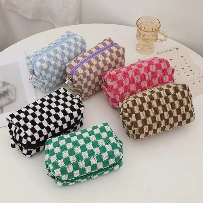 Checkerboard knitting pencil case yarn zipper bag large capacity Cosmetic Travel Stationery Storage Bag Organizer
Checkerboard knitting pencil case yarn zipper bag large capacity Cosmetic Travel Stationery Storage Bag Organizer