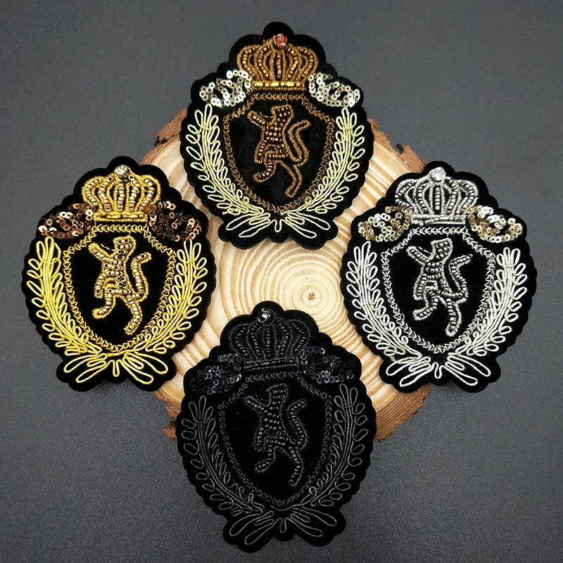 1 Set Fashion Exquisite Golden Crown Lion Bee Beaded Embroidered Badge Patches Sew on Clothes Jacket Hat Jeans Bags DIY Craft
1 Set Fashion Exquisite Golden Crown Lion Bee Beaded Embroidered Badge Patches Sew on Clothes Jacket Hat Jeans Bags DIY Craft