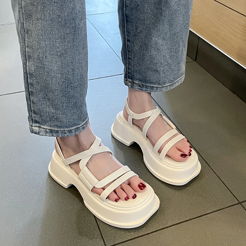 BCEBYL Summer Round Toe Cross Strap Solid Color Platform Sandals Fashion New Sports Leisure Flat Women's Shoes Zapatos Mujer
BCEBYL Summer Round Toe Cross Strap Solid Color Platform Sandals Fashion New Sports Leisure Flat Women's Shoes Zapatos Mujer