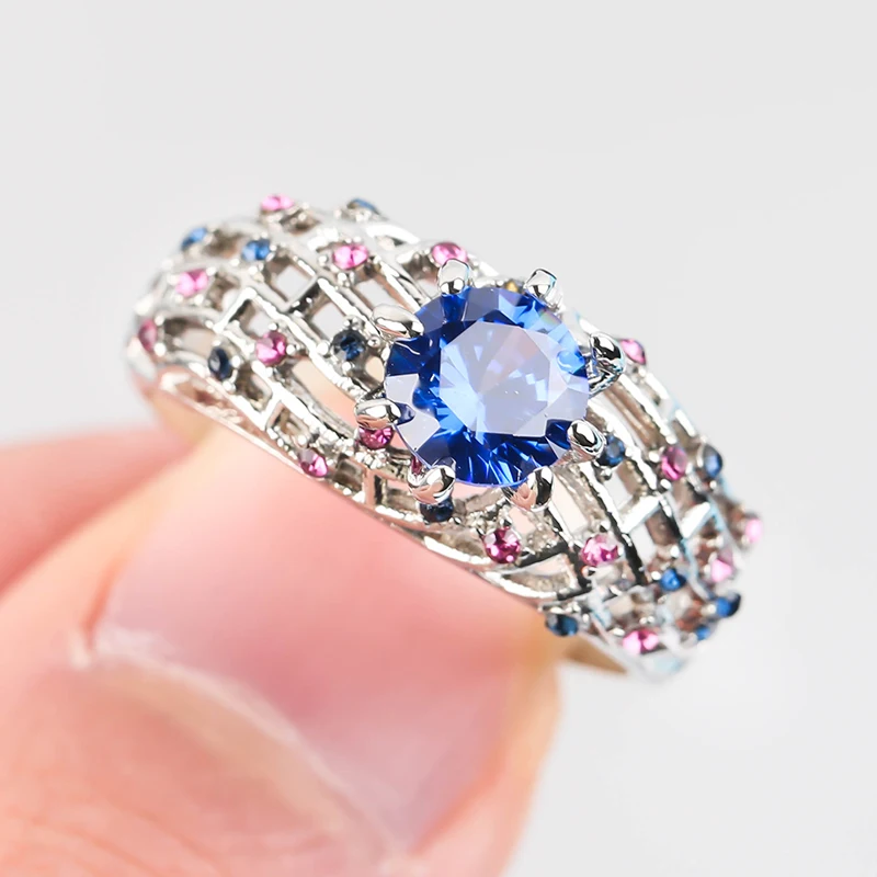 Luxurious Round Blue Zirconia Rings For Women Charming Hollow Silver Color Wedding Jewelry Female Band Gift
Luxurious Round Blue Zirconia Rings For Women Charming Hollow Silver Color Wedding Jewelry Female Band Gift