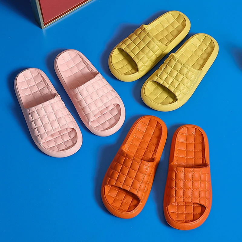 Plaid Slides Men Slippers Home Massage Bottom Male Sandals Bathroom Women Non Slip Flip Flops Beach Waffle 2022 Summer Fashion
Plaid Slides Men Slippers Home Massage Bottom Male Sandals Bathroom Women Non Slip Flip Flops Beach Waffle 2022 Summer Fashion